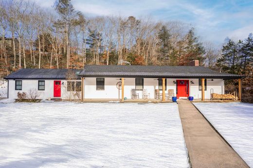 Einfamilienhaus in Charlestown, Washington County