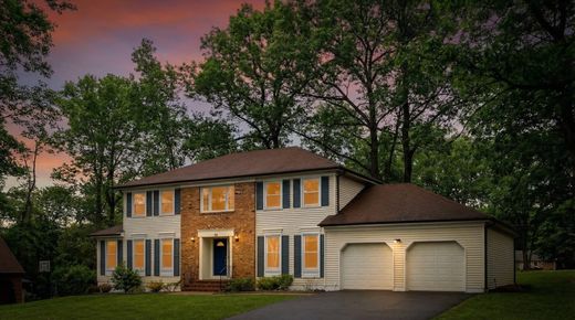 Detached House in Livingston, Essex County