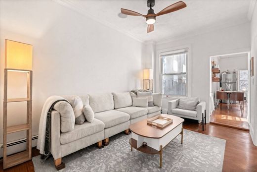 Apartment / Etagenwohnung in Boston, Suffolk County