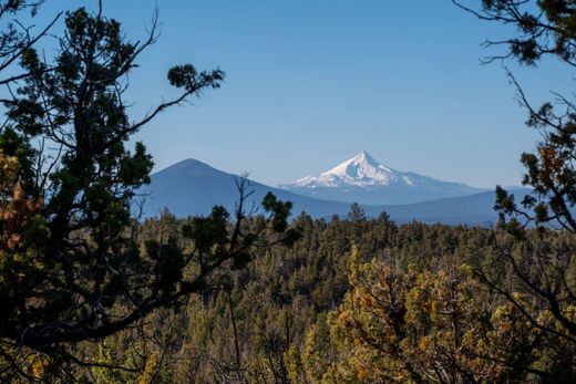 Land in Bend, Deschutes County