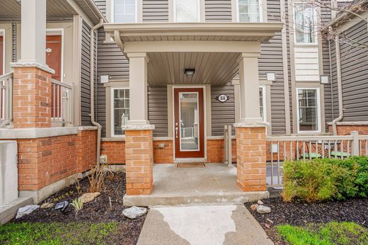 Daire Oshawa, Ontario