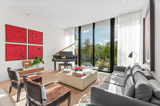 Apartment / Etagenwohnung in Miami, Miami-Dade County