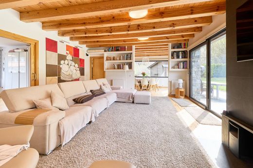 ‏בית חד-משפחתי ב  Ordino