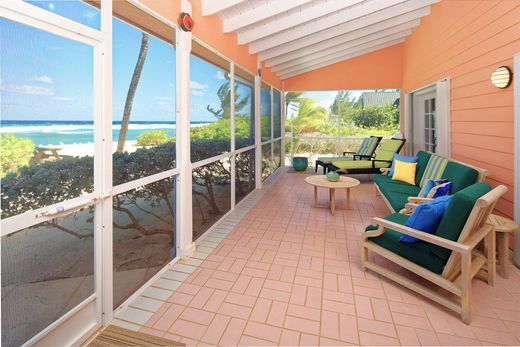 Villa in George Town