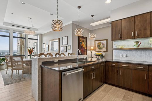 Apartment in Greenwood Village, Arapahoe County