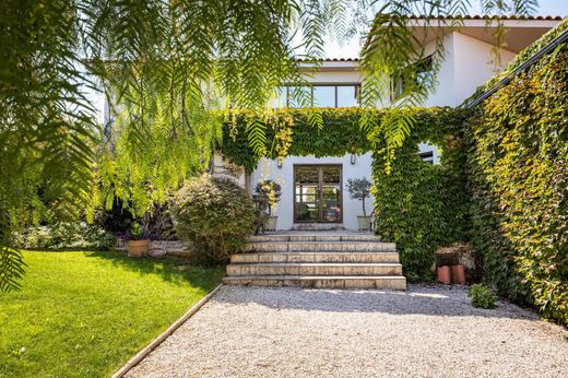 Detached House in Canohès, Pyrénées-Orientales