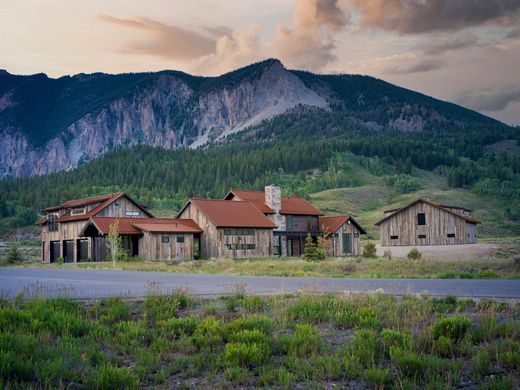 Luxury home in Crested Butte, Gunnison County