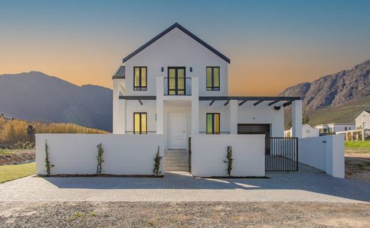 Einfamilienhaus in Franschhoek, Cape Winelands District Municipality