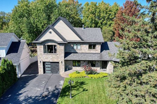 ‏בית חד-משפחתי ב  Repentigny, Lanaudière