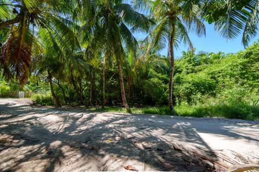 Land in Harbour Island, Harbour Island District