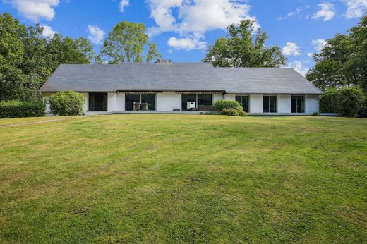 Detached House in Chevreuse, Yvelines