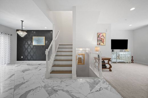 Αστικό ακίνητο σε Castle Shannon, Allegheny County