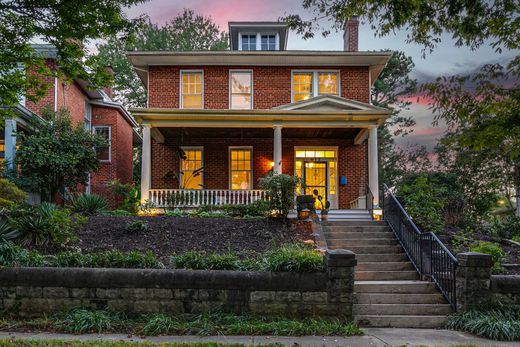 Einfamilienhaus in Richmond, City of Richmond