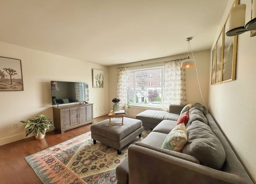 아파트 / Tacoma, Pierce County