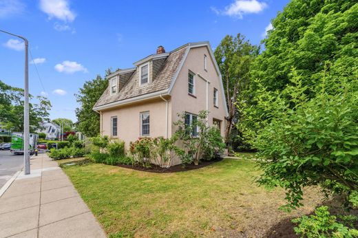 Detached House in Boston, Suffolk County