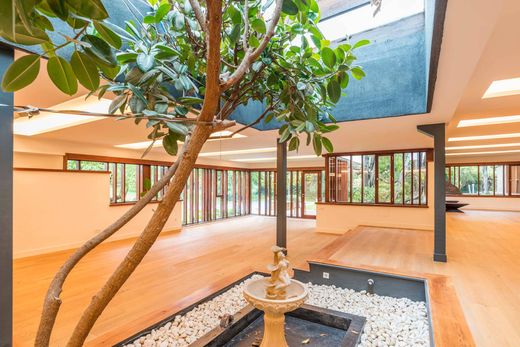 Detached House in Pozuelo de Alarcón, Province of Madrid