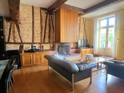 Réalmont, Tarnの高級住宅