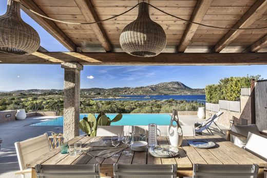 Villa for rent per week in Olbia