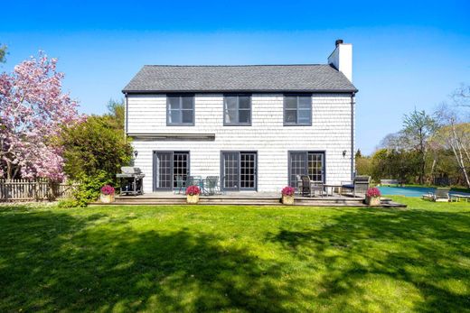 بيت مستقل ﻓﻲ Southampton, Suffolk County