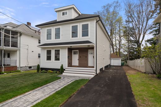 Luxury home in Medford, Middlesex County