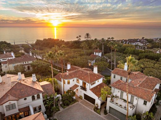 Apartment / Etagenwohnung in Newport Beach, Orange County