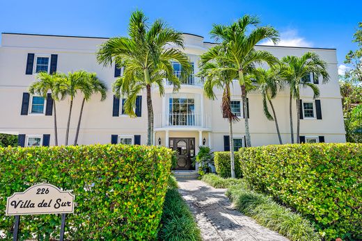 Apartment in Palm Beach, Florida