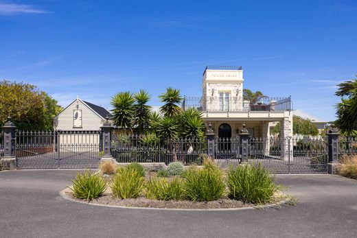 Luxury home in Sorrento, Melbourne