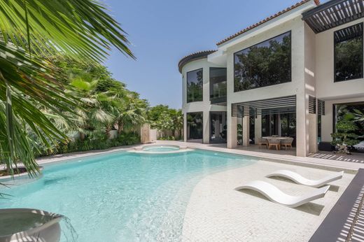 Villa in Dubai