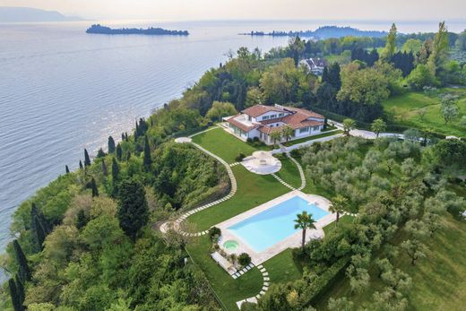 Villa in San Felice del Benaco, Provincia di Brescia
