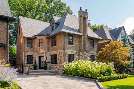 Vrijstaand huis in Toronto, Ontario