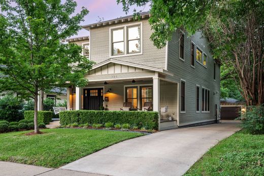 Detached House in Dallas, Dallas County