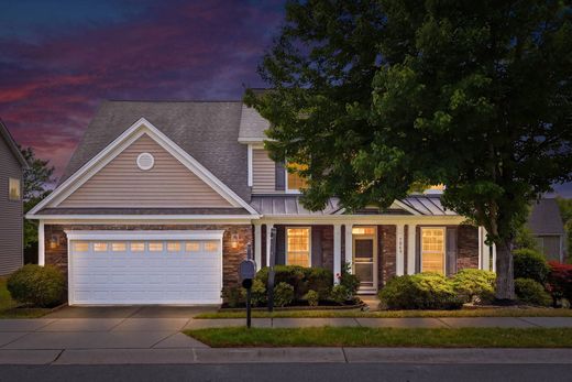 Einfamilienhaus in Tega Cay, York County