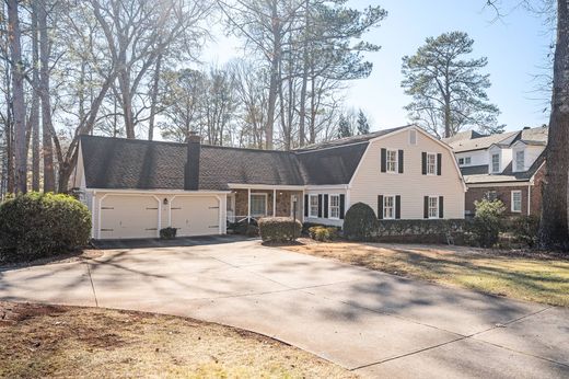 Vrijstaand huis in Brookhaven, DeKalb County