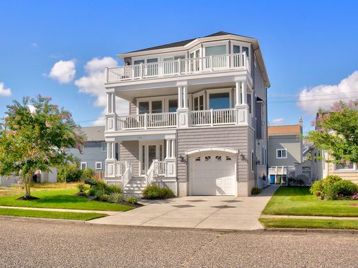 Detached House in Brigantine, Atlantic County