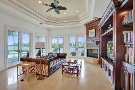 Luxury home in Jupiter, Palm Beach