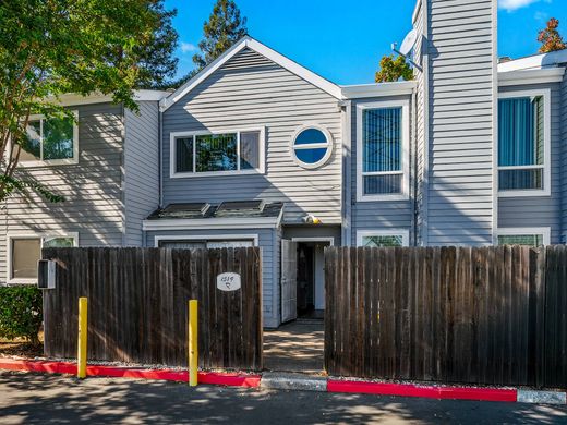 Piso / Apartamento en Sacramento, Sacramento County