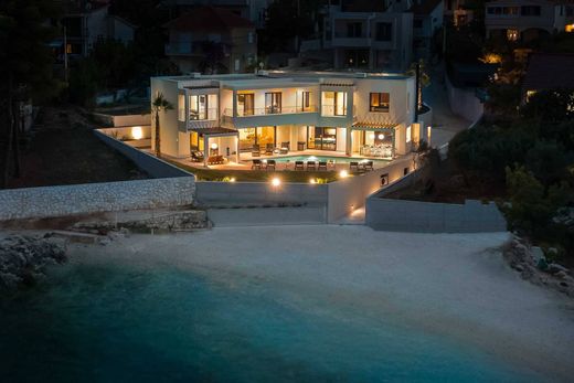 Trogir, Grad Trogirのヴィラ