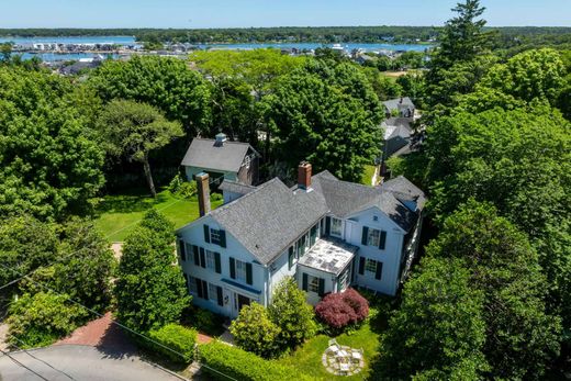 Detached House in Vineyard Haven, Dukes County