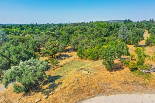 Grond in Loomis, Placer County