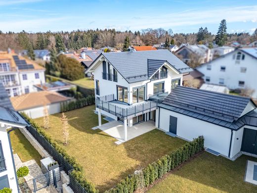 Maison individuelle à Straßlach-Dingharting, Haute-Bavière