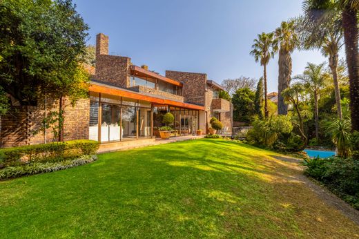 Dom jednorodzinny w Bedfordview, Ekurhuleni Metropolitan Municipality