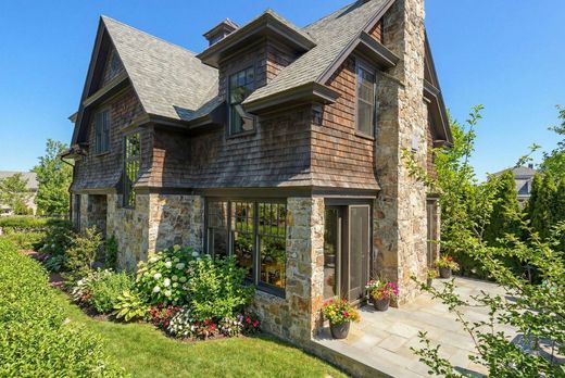 Daire Newport, Newport County