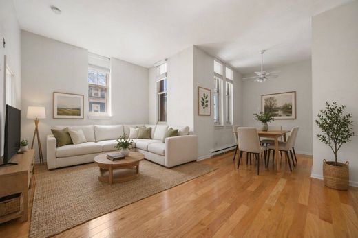 Apartment / Etagenwohnung in Boston, Suffolk County