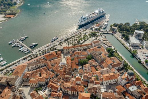 Maison individuelle à Kotor