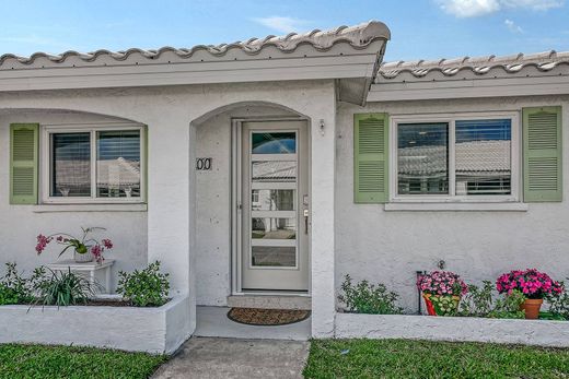 Luxury home in Longboat Key, Manatee County