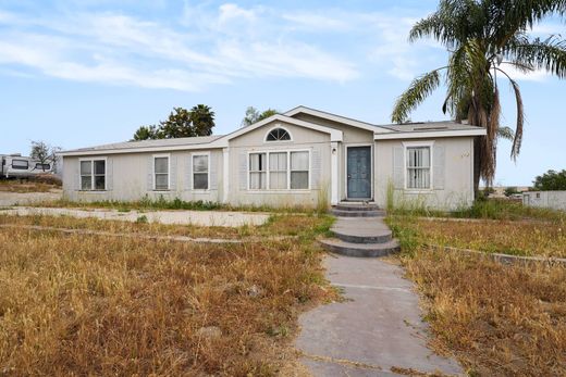 Detached House in Perris, Riverside County