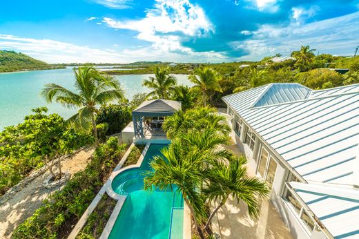 Vrijstaand huis in Turtle Tail, Providenciales