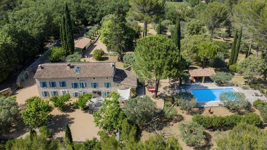 Detached House in Les Arcs, Var