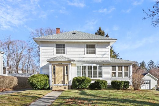 Vrijstaand huis in Pittsfield, Berkshire County