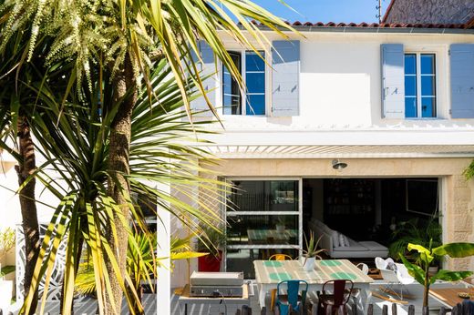Semidetached House in La Rochelle, Charente-Maritime